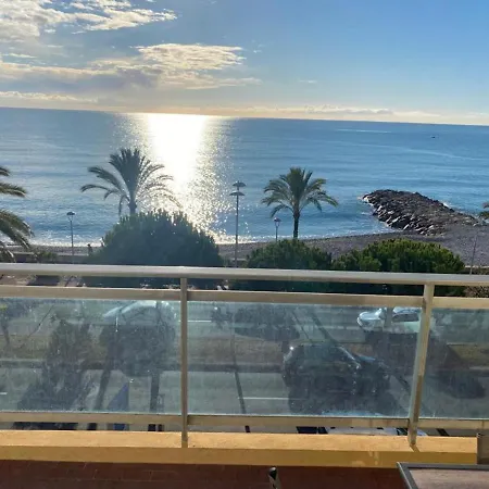 Appartement Lovely 2-Bed Apartment With Sea View Cagnes-sur-Mer